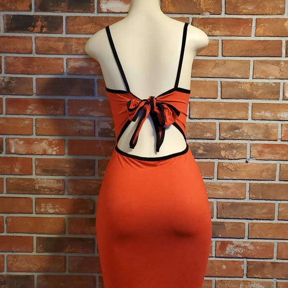 Cute Red dress - Picture 2 of 6